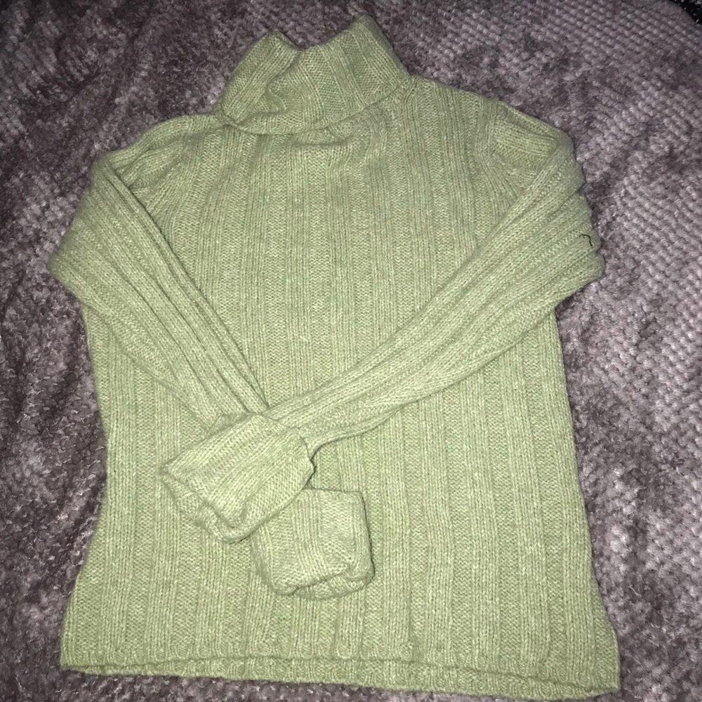 Turtle neck sweater